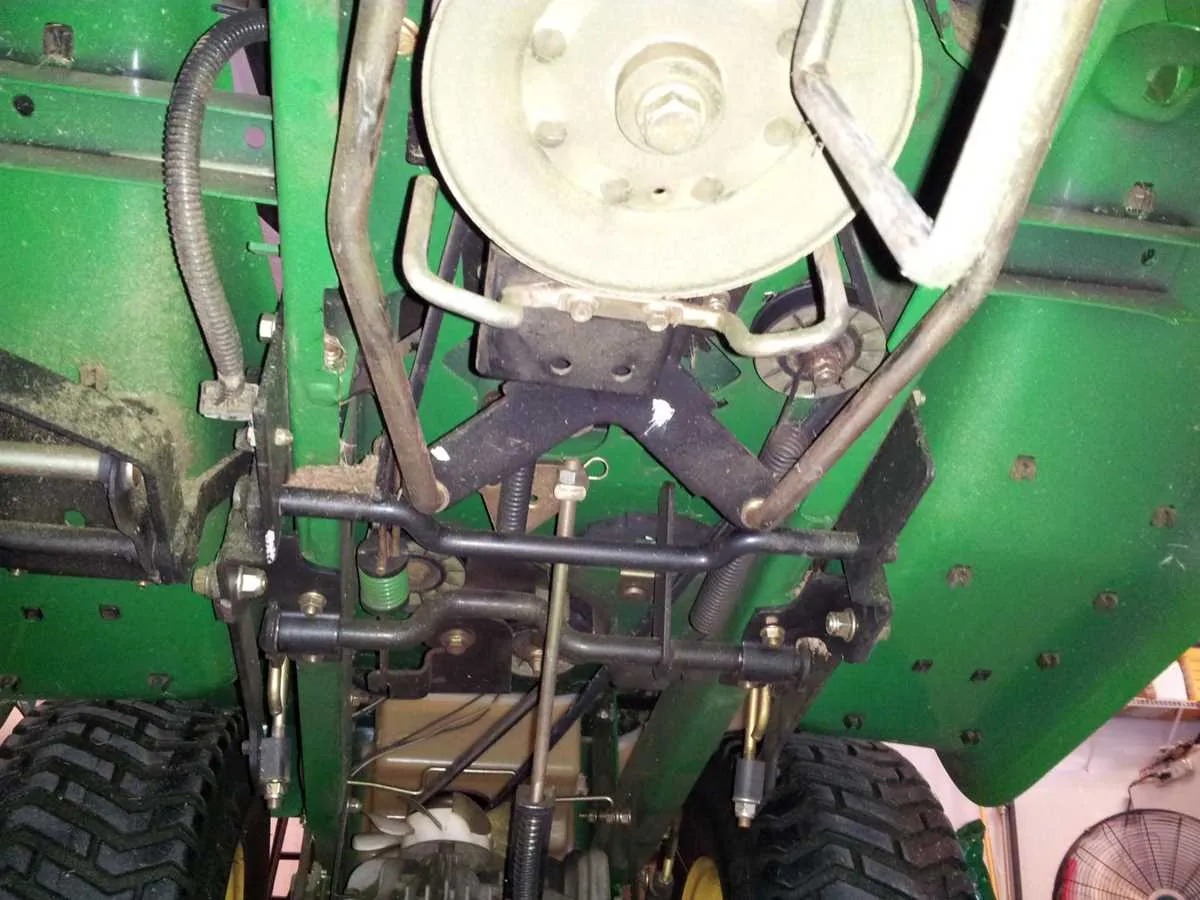 John Deere LT155 Drive Belt Layout and Parts Guide